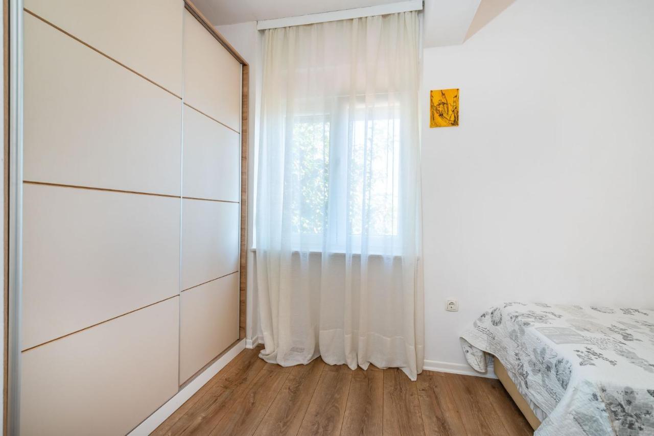 Marul Apartment *